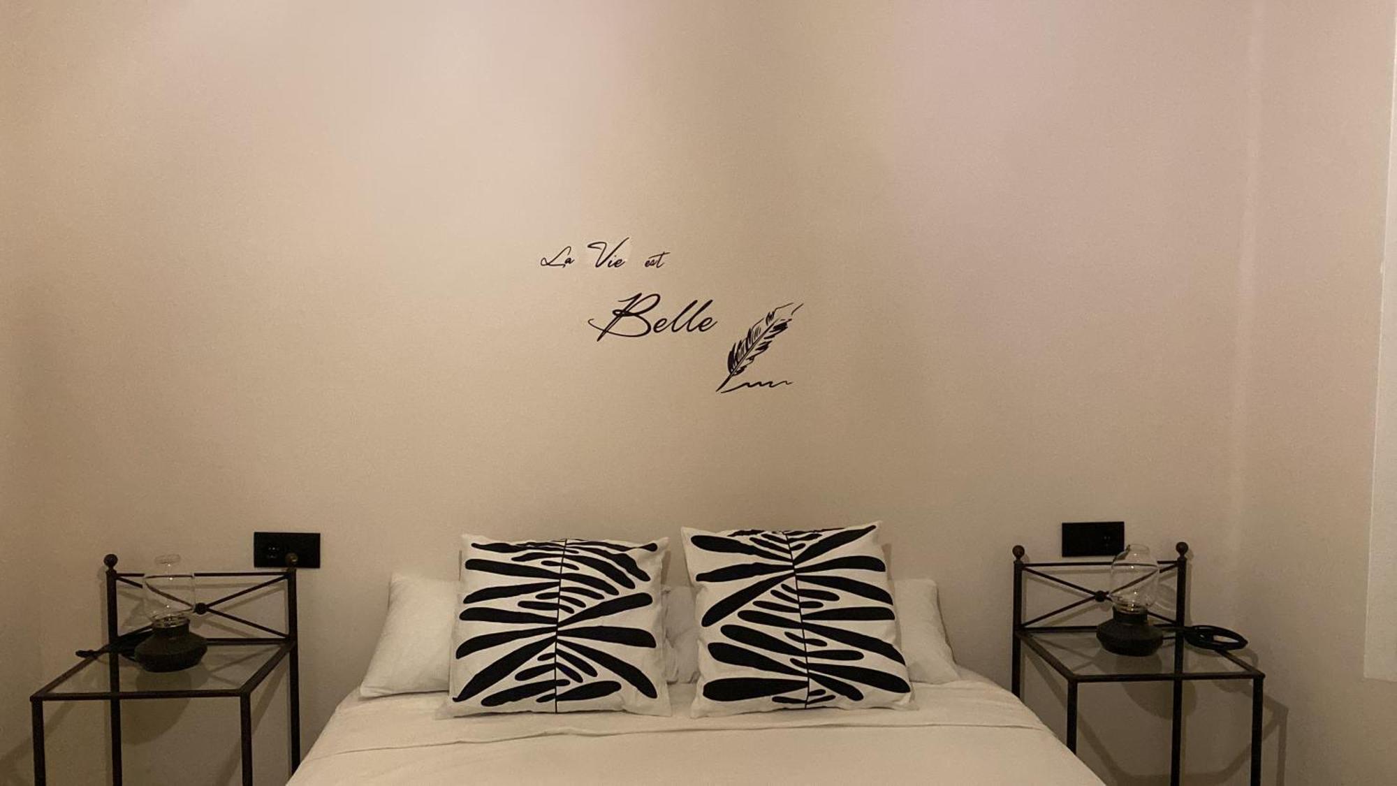 Apartamentos Mercado De Triana Севилья Экстерьер фото