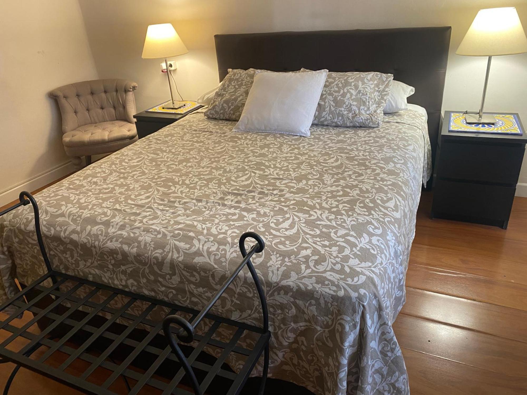 Apartamentos Mercado De Triana Севилья Экстерьер фото